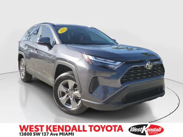 2025 Toyota RAV4 XLE