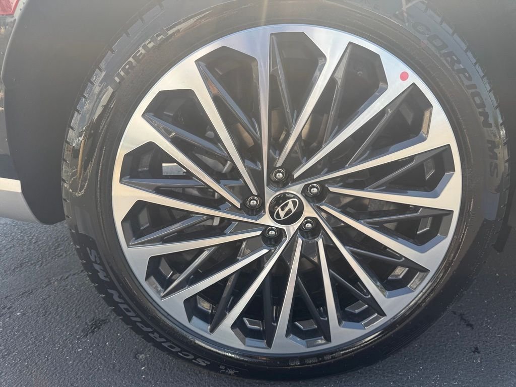 New 2027 Robust Emerald Pearl Hyundai Calligraphy image 29