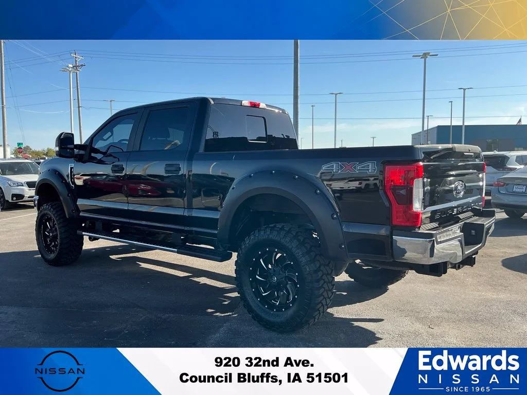 Used 2017 Black Ford XLT image 7