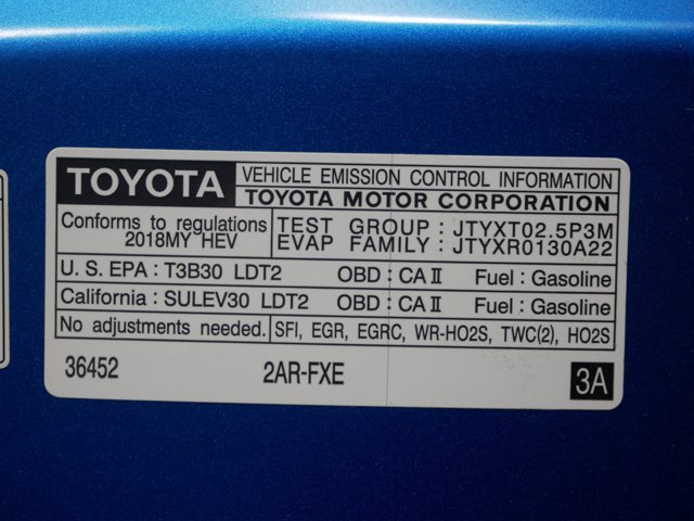 Used 2018 Electric Storm Blue Toyota Hybrid XLE image 31