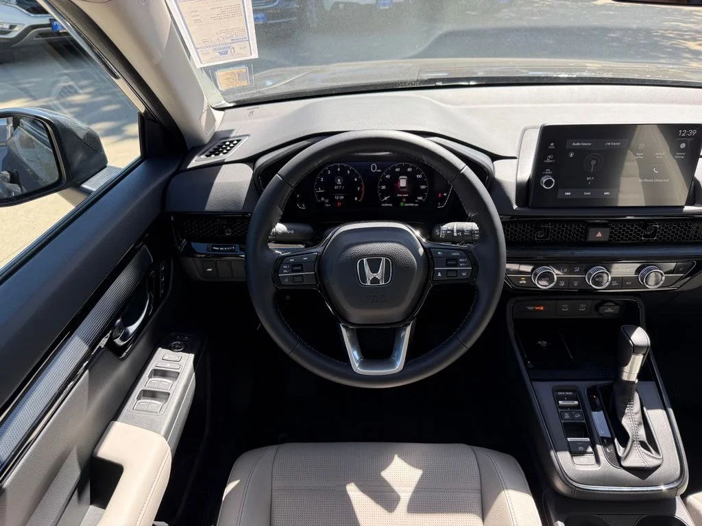 Certified Used 2026 Meteorite Gray Metallic Honda EX-L image 4