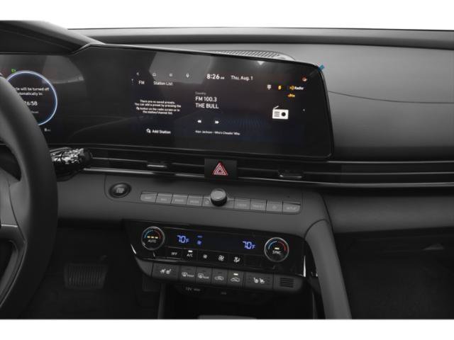 Used 2025 Fluid Metal Hyundai Limited image 12