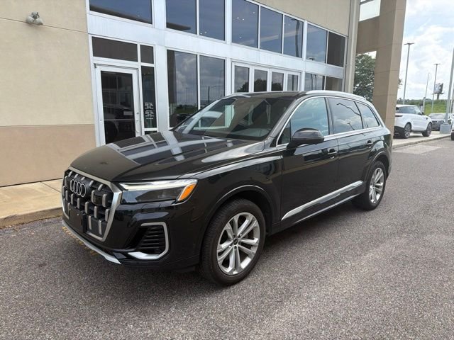 Used 2025 Mythos Black Metallic Audi 55 Premium Plus image 1