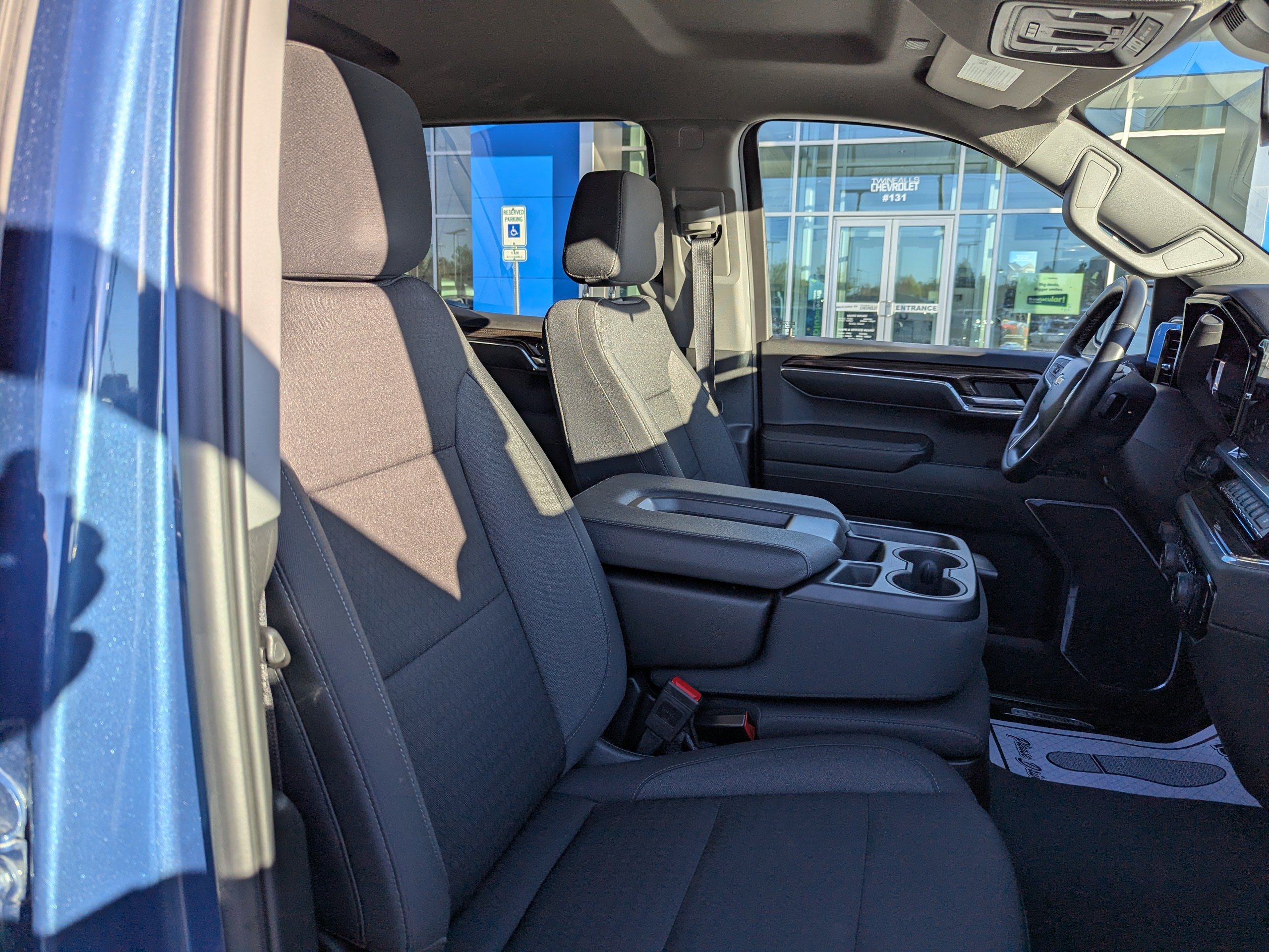 2024 Chevrolet Silverado 1500 LT - Photo 42