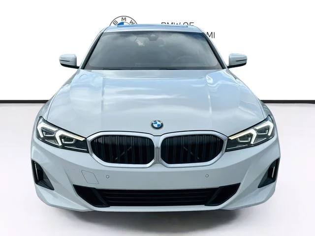 Used 2023 White BMW 330i image 2