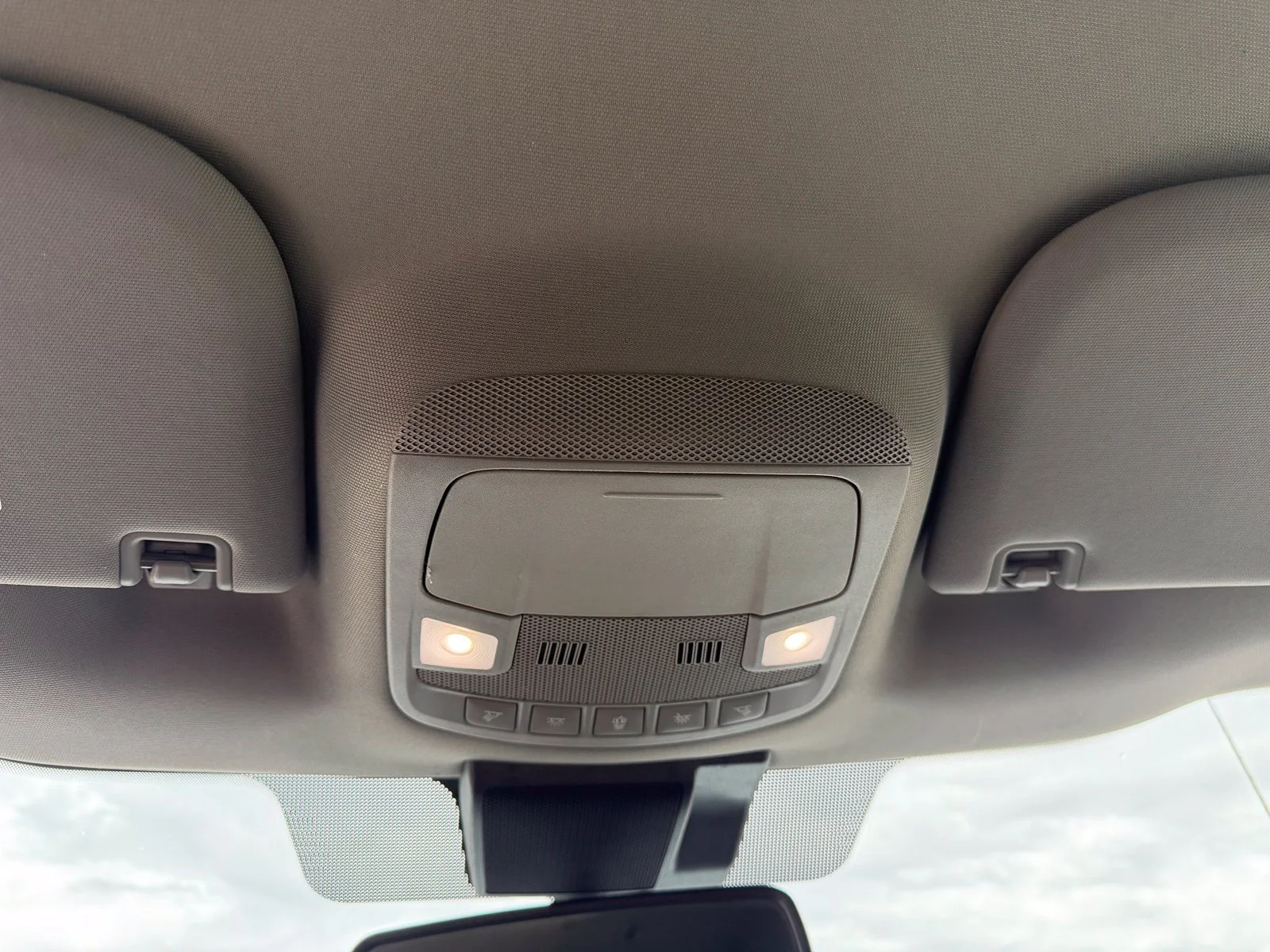 Used 2020 White Ford XLT image 22