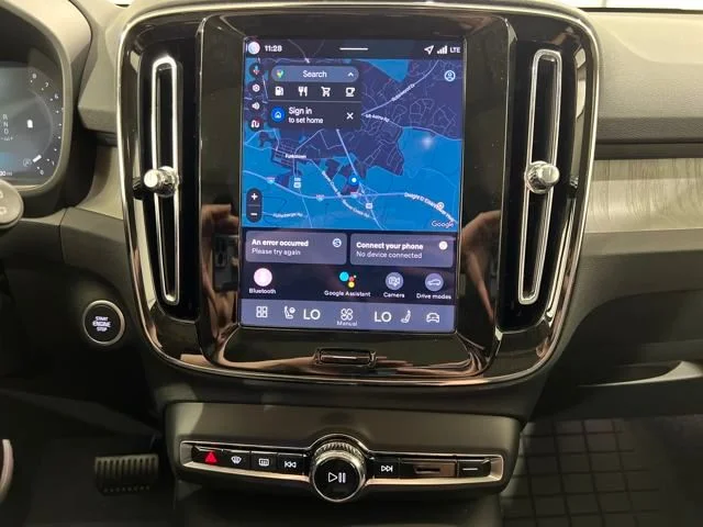 2026 Volvo XC40 Ultra - Photo 16