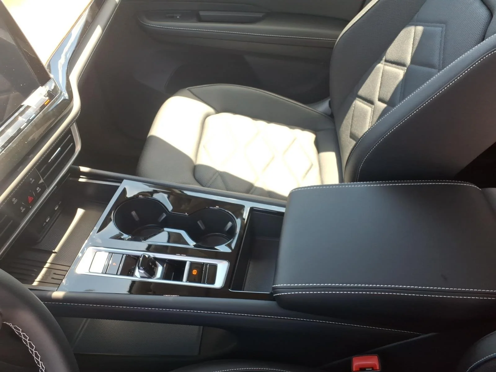 New 2026 Pure Gray Volkswagen 2.0T SE W/Technology 4MOT image 9