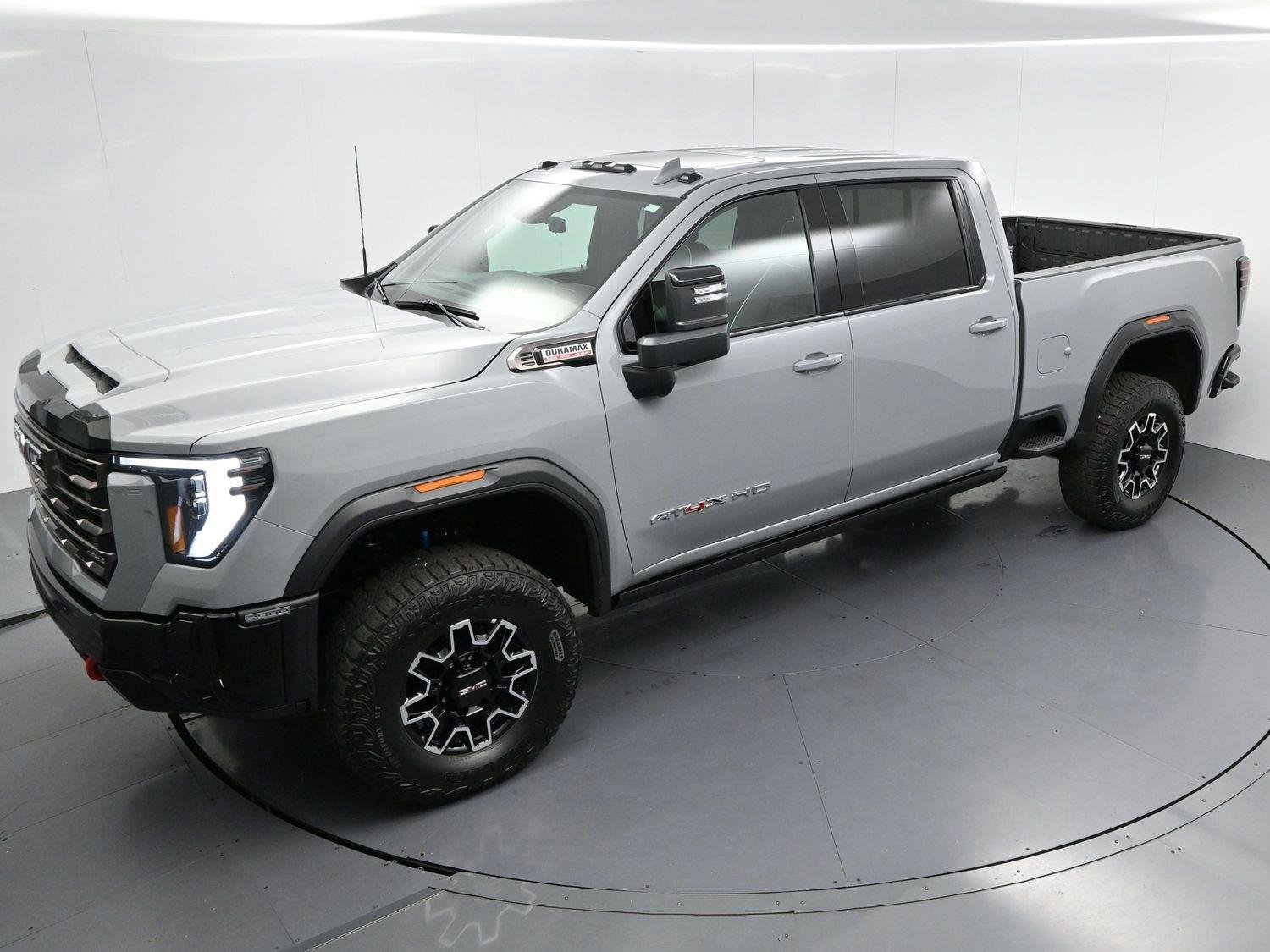 Used 2025 Thunderstorm Gray GMC AT4X image 41