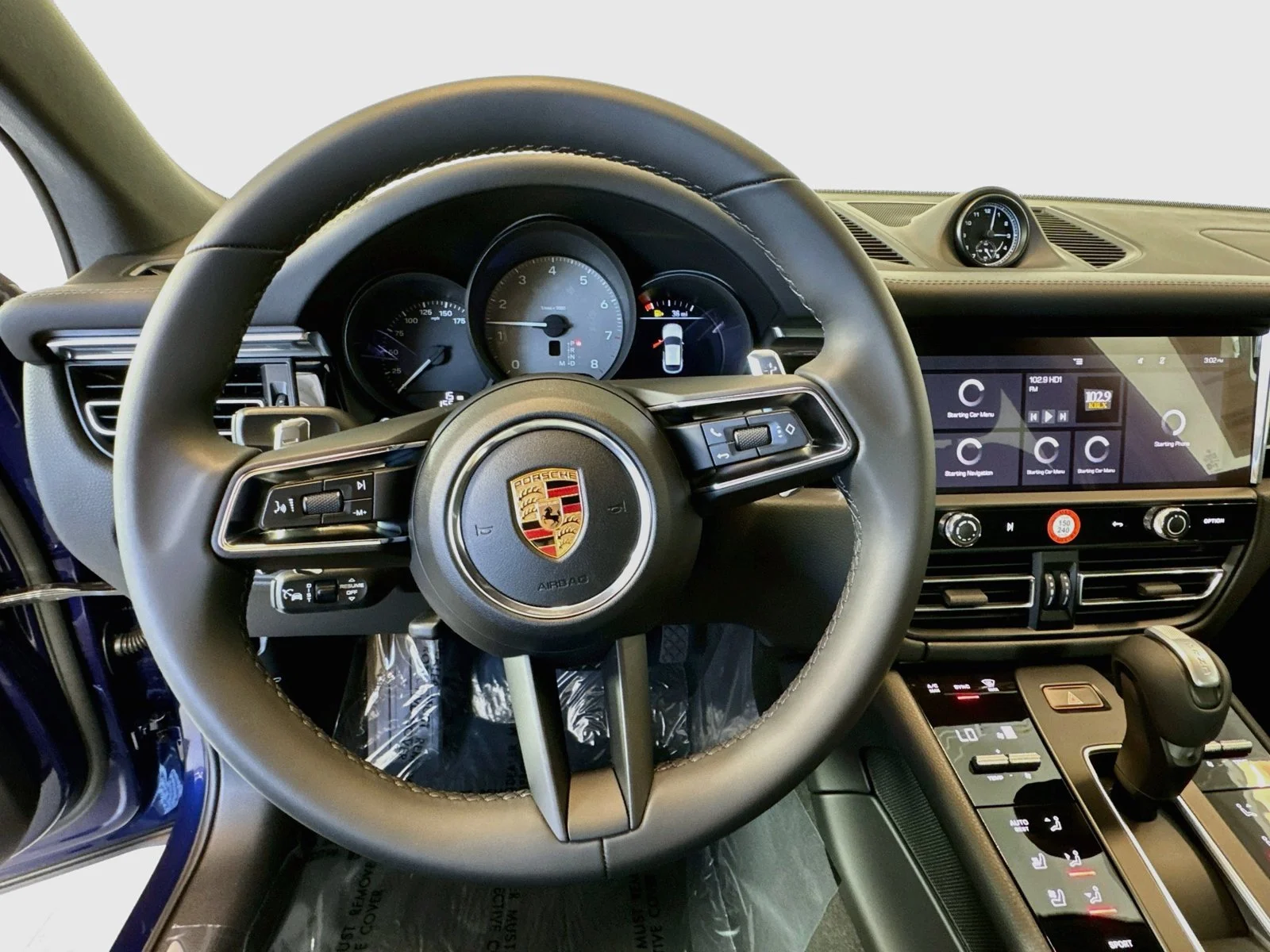 New 2026 Gentian Blue Metallic Porsche S image 14