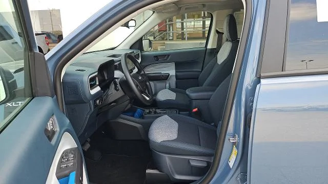 New 2026 Azure Gray Metallic Tri-Coat Ford XLT FWD image 25