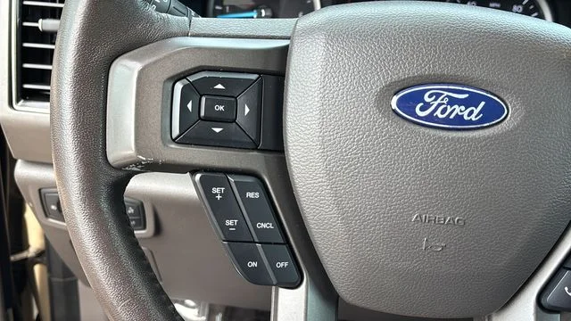 Used 2018 Gold Ford XLT image 22