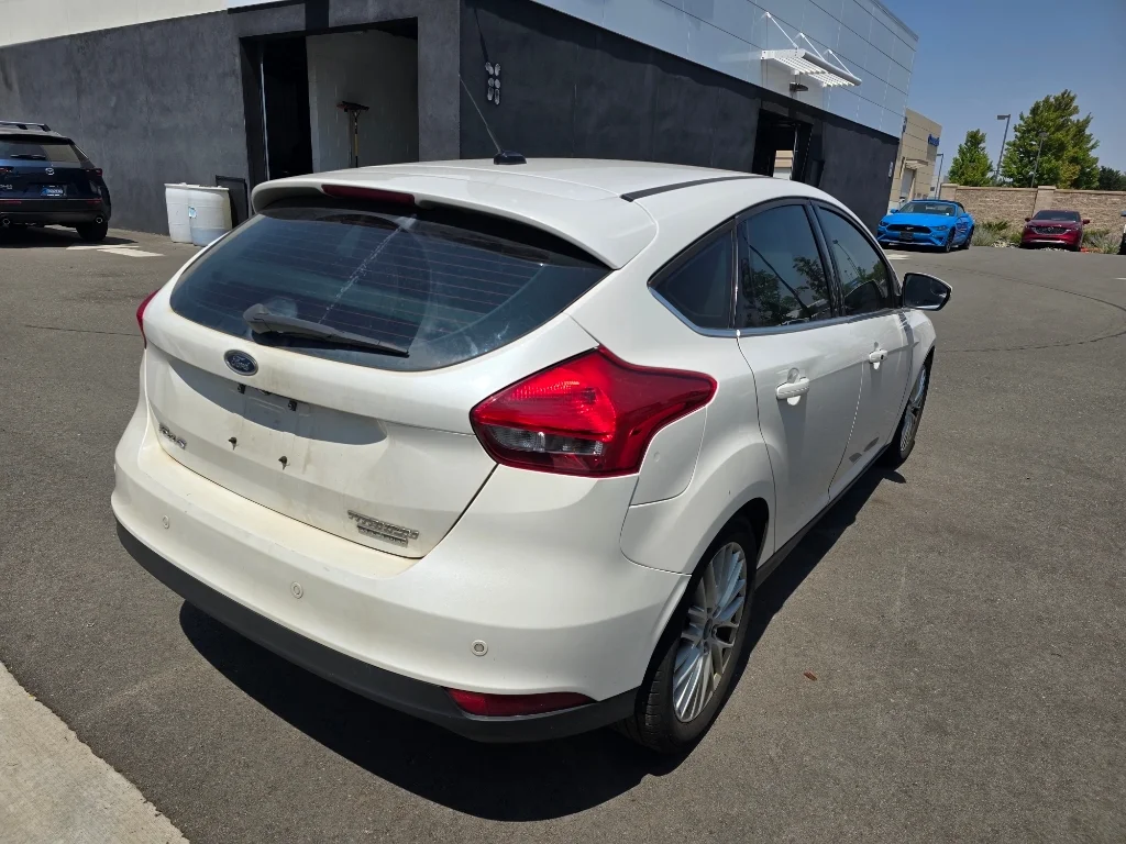 Used 2015 White Platinum Metallic Tri-Coat Ford Titanium image 16