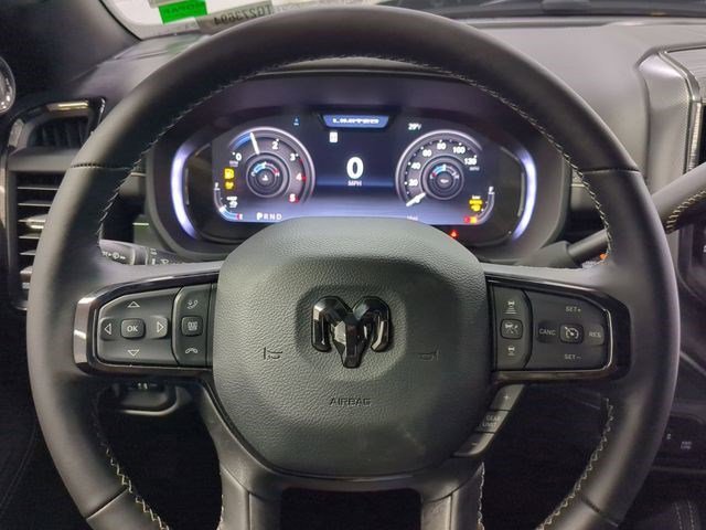 New 2026 Diamond Black Crystal Pearl-Coat Exterior Paint RAM Limited image 10
