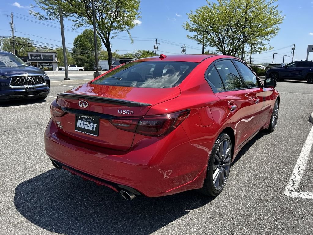 Certified Used 2024 Red INFINITI Red Sport 400 image 8