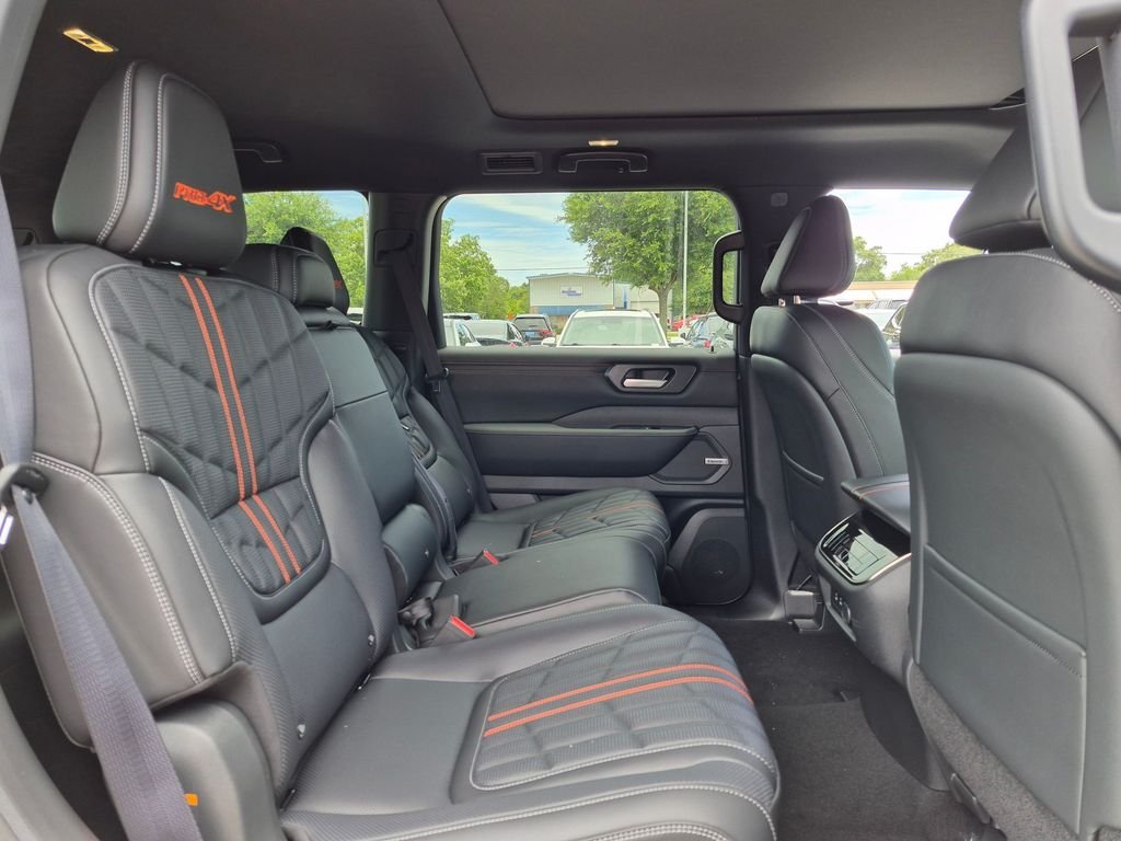 New 2026 White Nissan PRO-4X image 29