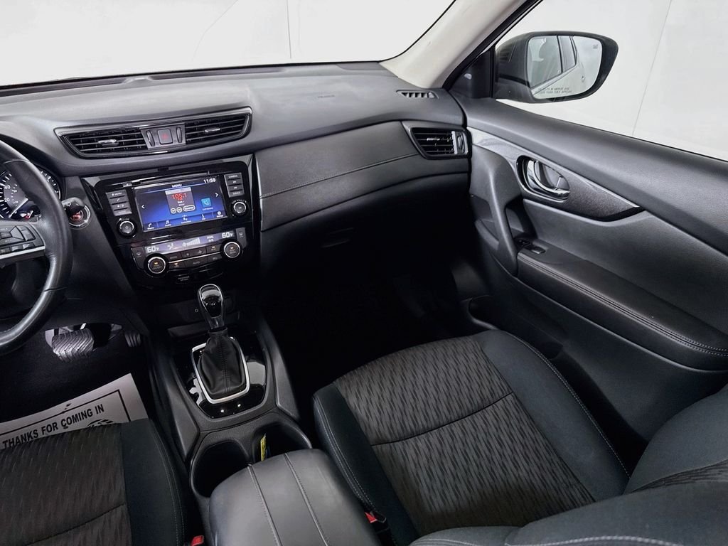 Used 2018 Pearl White Nissan SV image 23