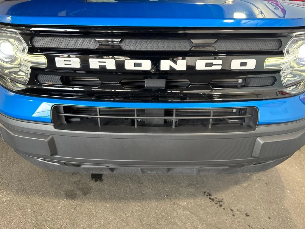 Used 2022 Blue Ford Outer Banks image 15