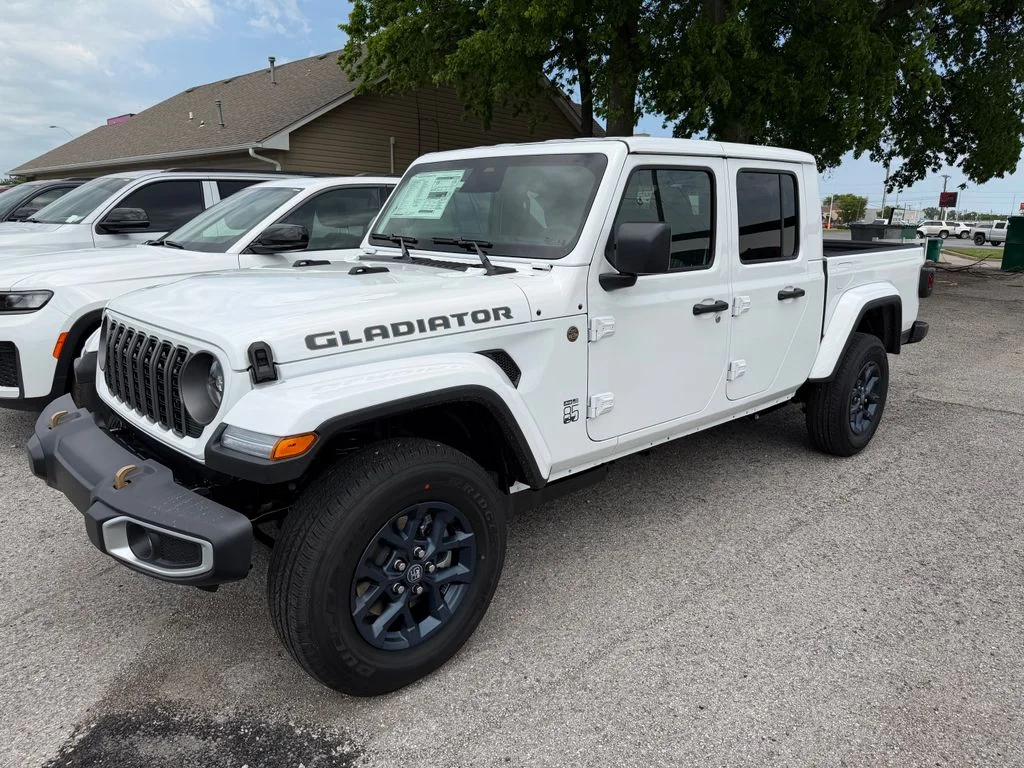 New 2026 White/off-white Jeep 85th Anniversary Edition image 21