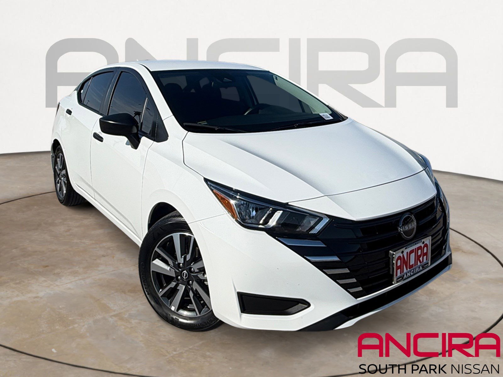 2024 Nissan Versa 1.6 S CVT's photo