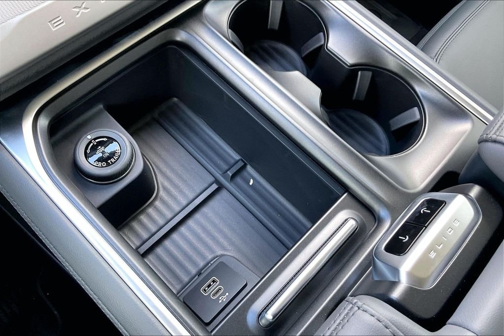 New 2026 Ford Expedition Active 4D Sport Utility