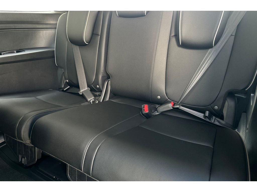 2026 Honda Odyssey Touring - Photo 17