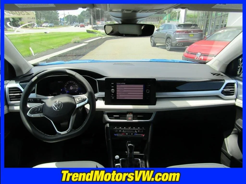 2025 Volkswagen Taos SE - Photo 21