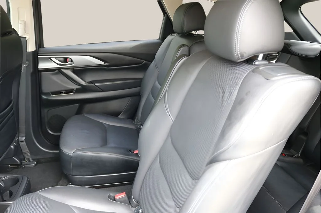 Used 2023 White Mazda Touring image 15