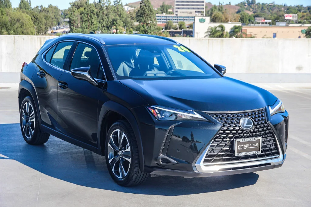 Used 2024 Black Lexus 250h Base image 3