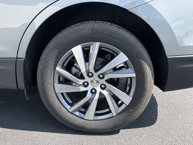 2024 Chevrolet Equinox LT - Photo 32