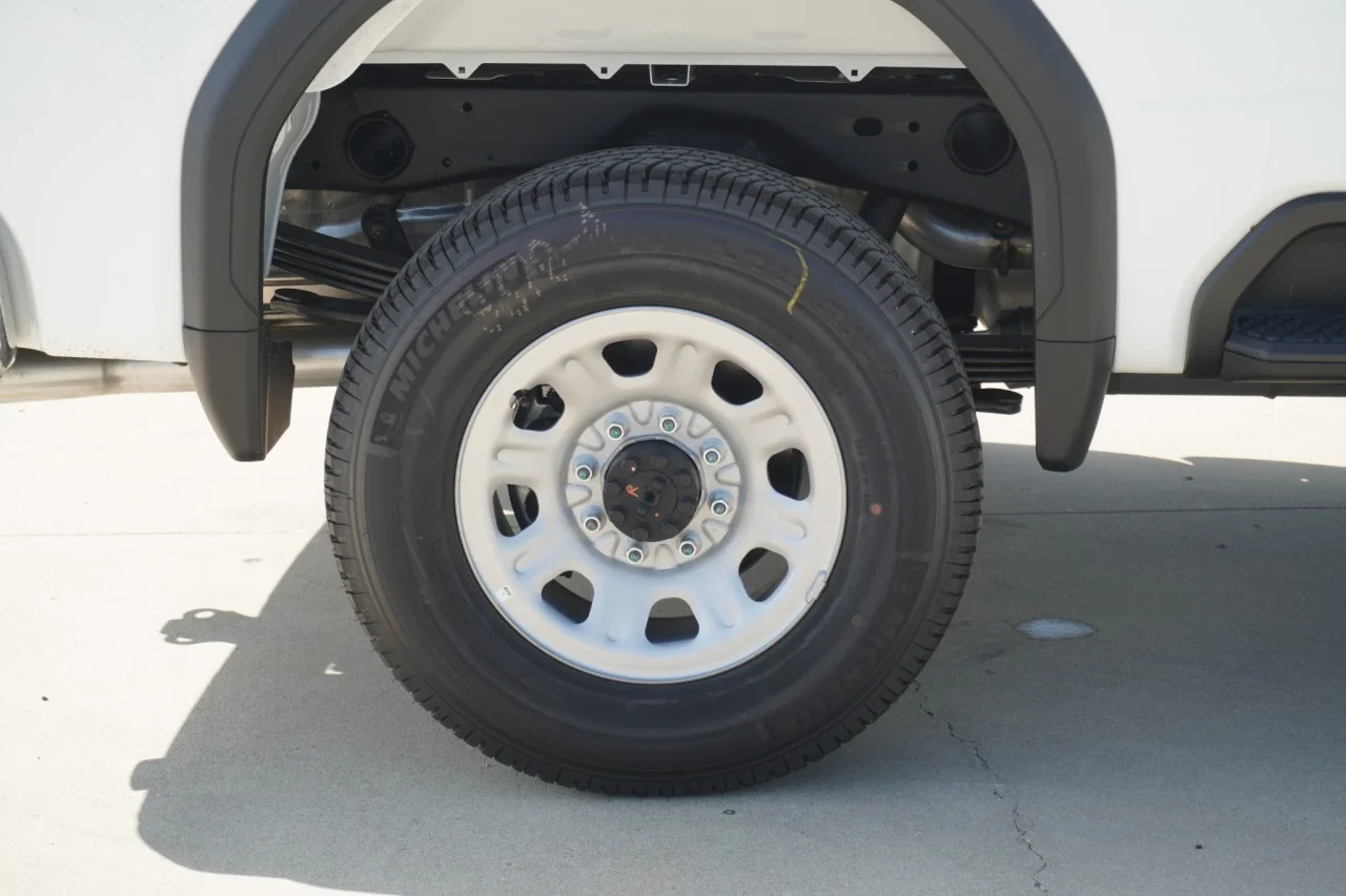 2026 GMC Sierra 2500HD Pro - Photo 6