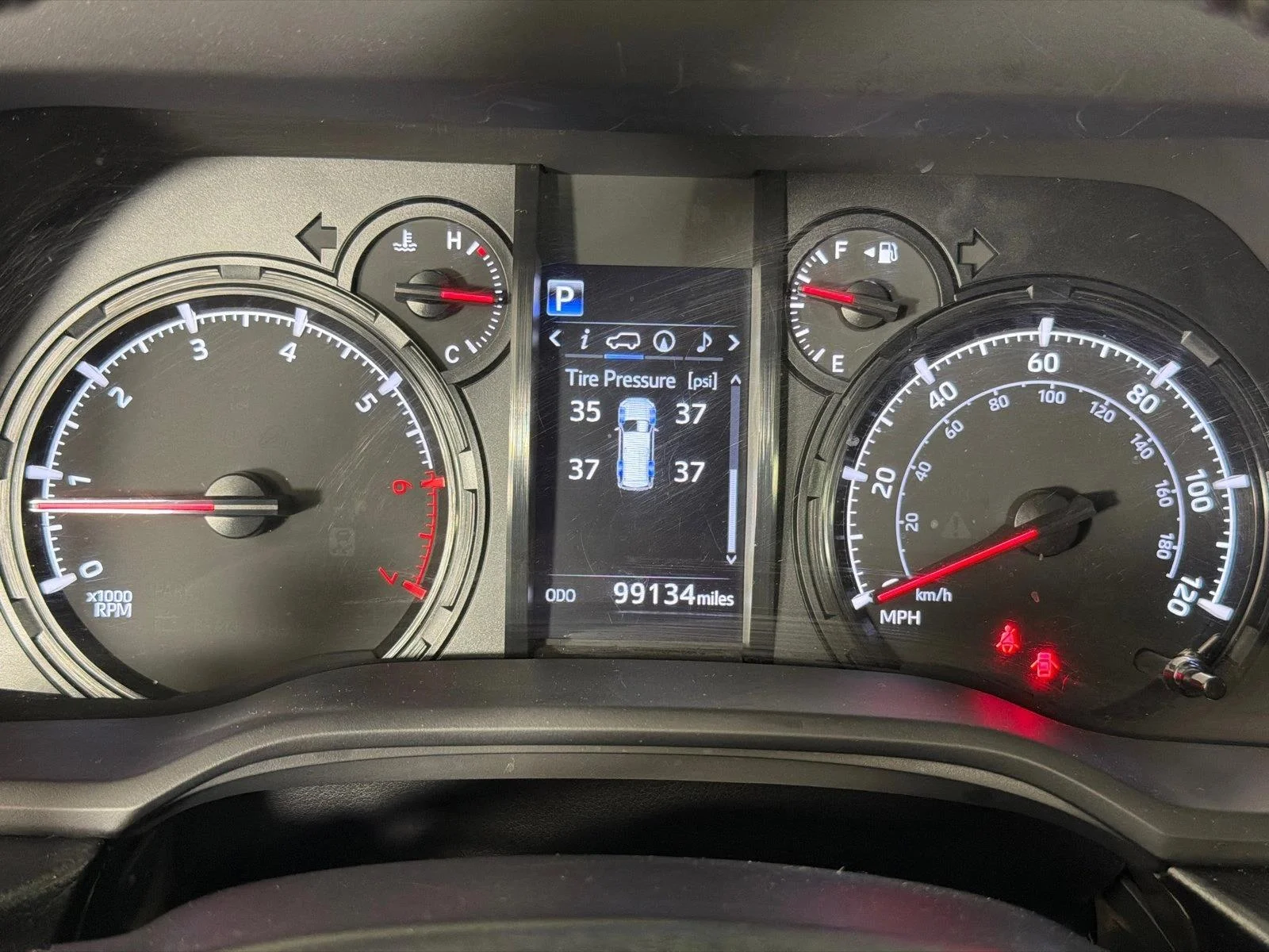 Used 2020 Silver Toyota SR5 image 27