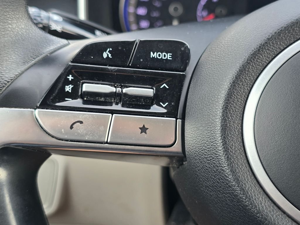 Used 2022 Gray Hyundai SEL image 30