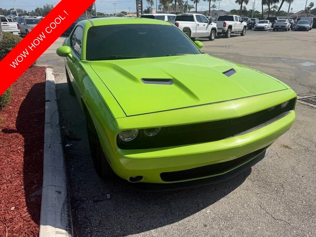 2019 Dodge Challenger SXT Plus Auto's photo