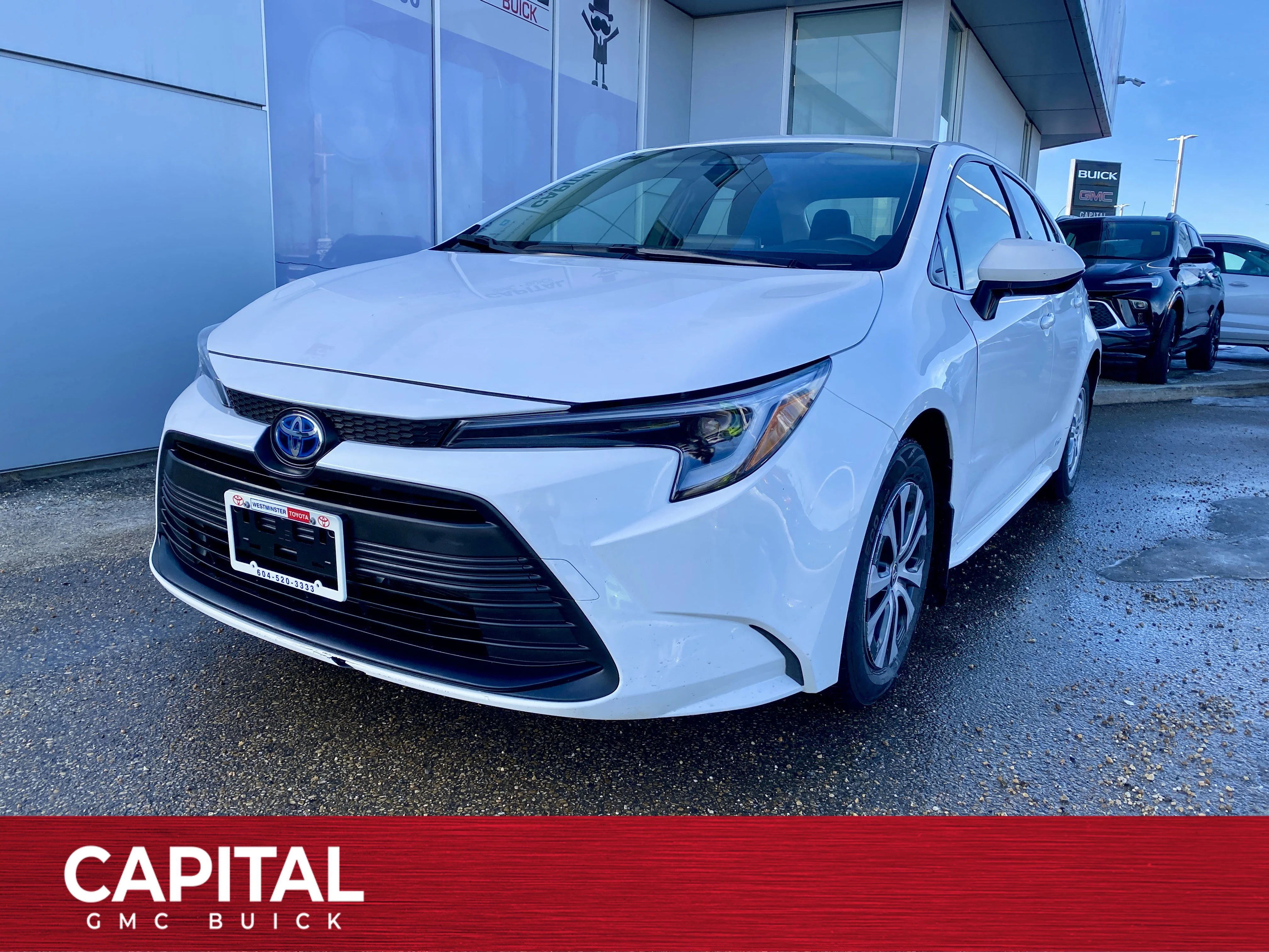 Used 2023 na Toyota Hybrid LE AWD * RADAR CRUISE * HEATED SEATS * HEATED STEERING * image 1