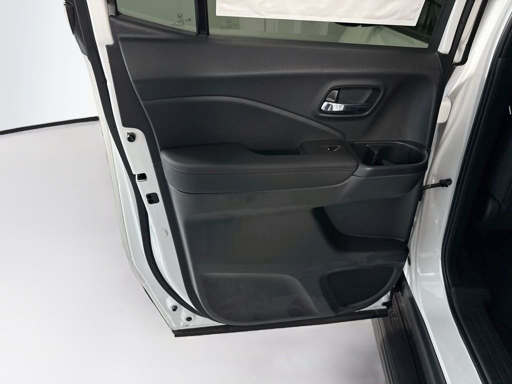 New 2026 Platinum White Pearl Honda Black Edition image 26