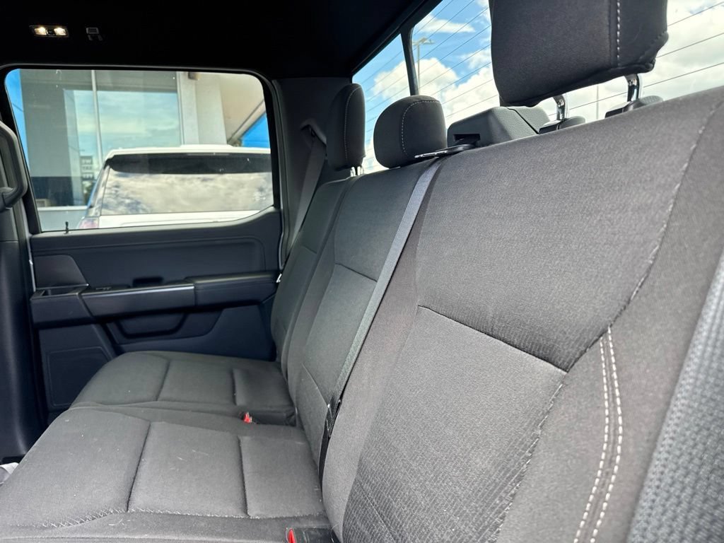 Used 2024 Gray Ford XLT image 12