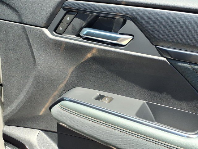 2026 GMC Acadia AT4 - Photo 14