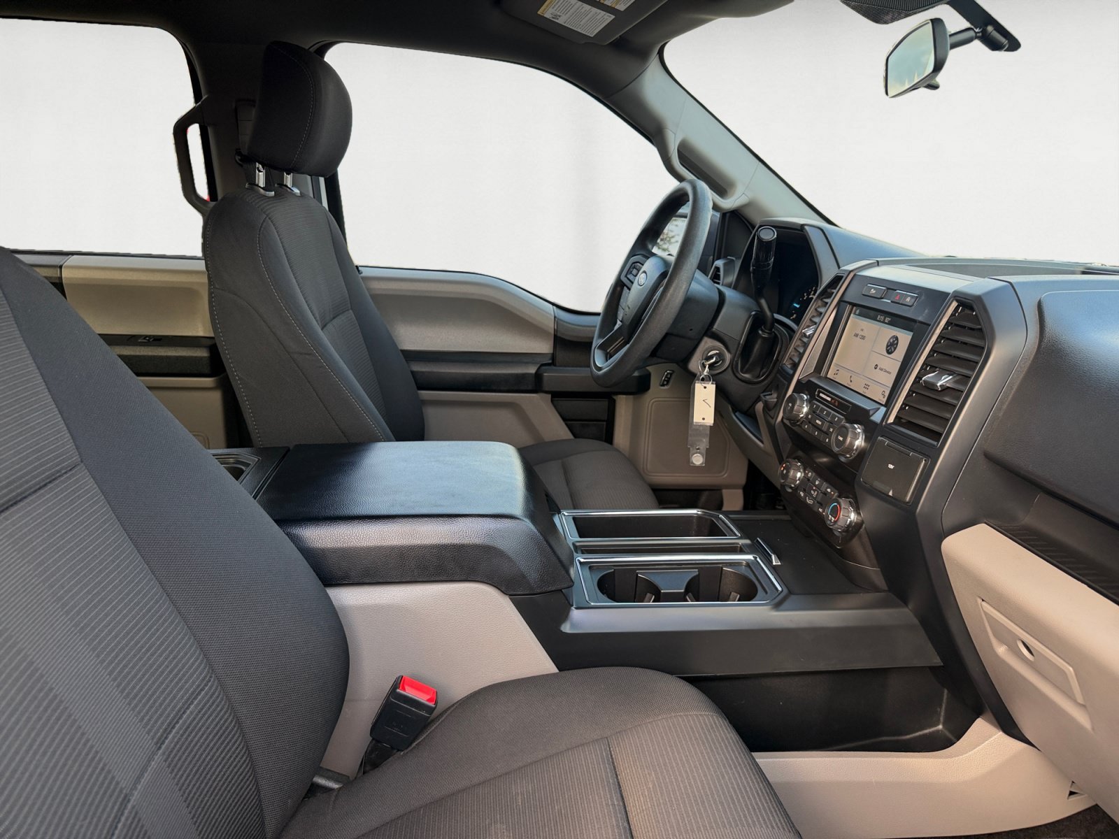 Used 2019 Oxford White Ford XL image 15