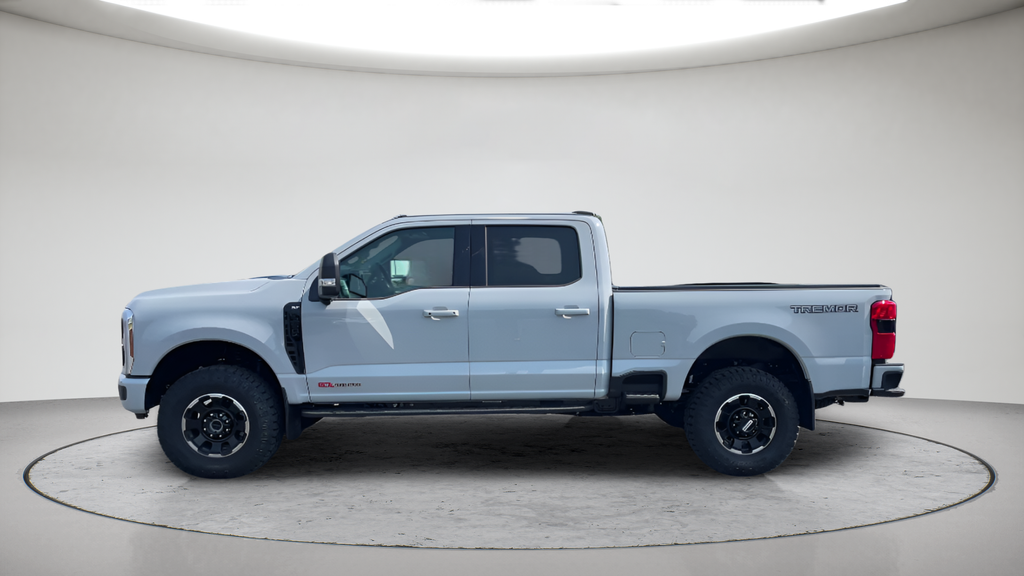 New 2026 Avalanche Ford F-350® XLT image 11