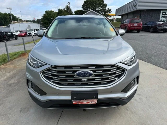 Used 2022 Silver Ford Titanium image 3