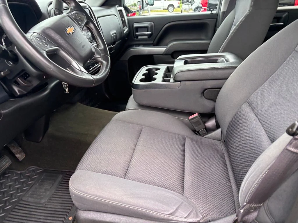 Used 2016 Black Chevrolet LT image 10