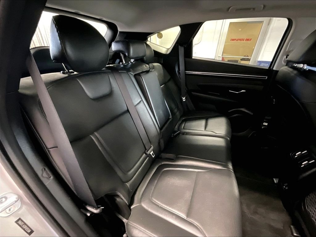 Used 2023 Silver Hyundai SEL image 16