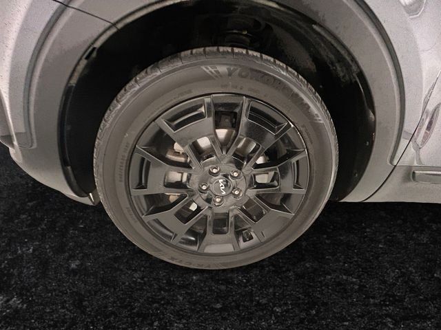 Used 2022 Gray Kia SX image 27