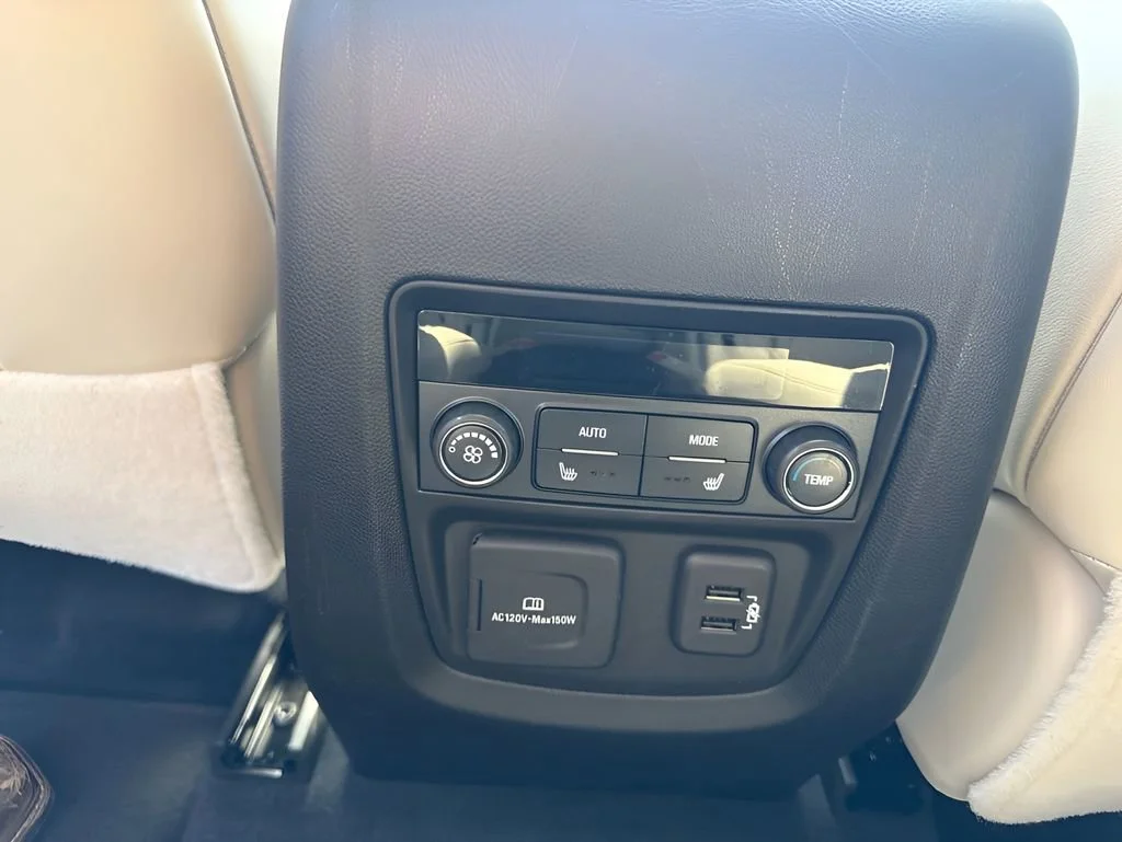 Used 2023 White Frost Tricoat Buick Premium image 15