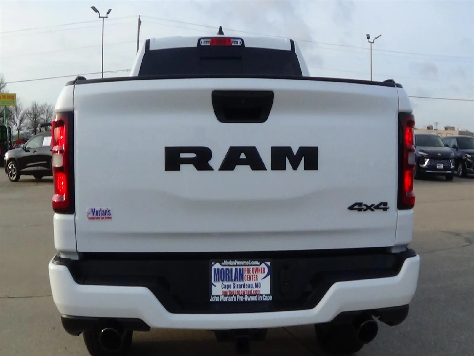 Used 2025 Bright White Clear Coat (pw7) RAM Tradesman image 7