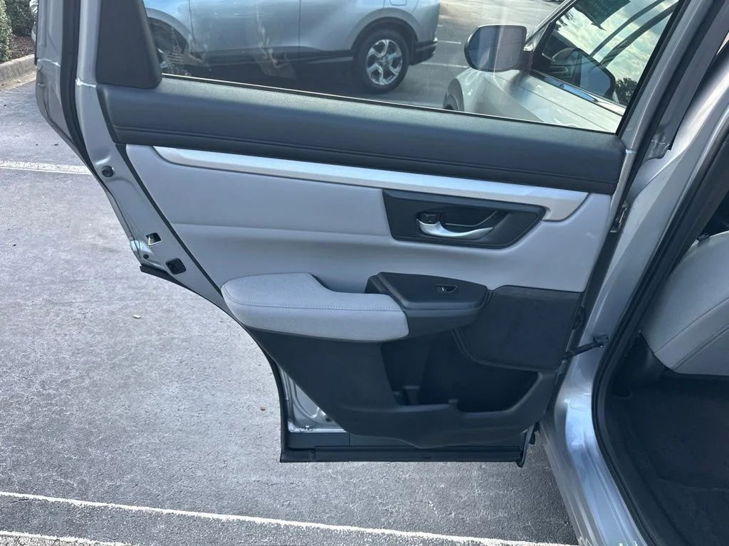 Certified Used 2019 Lunar Silver Metallic Honda LX image 12