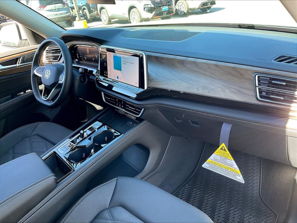 2026 Volkswagen Atlas SE w/Tech - Photo 10