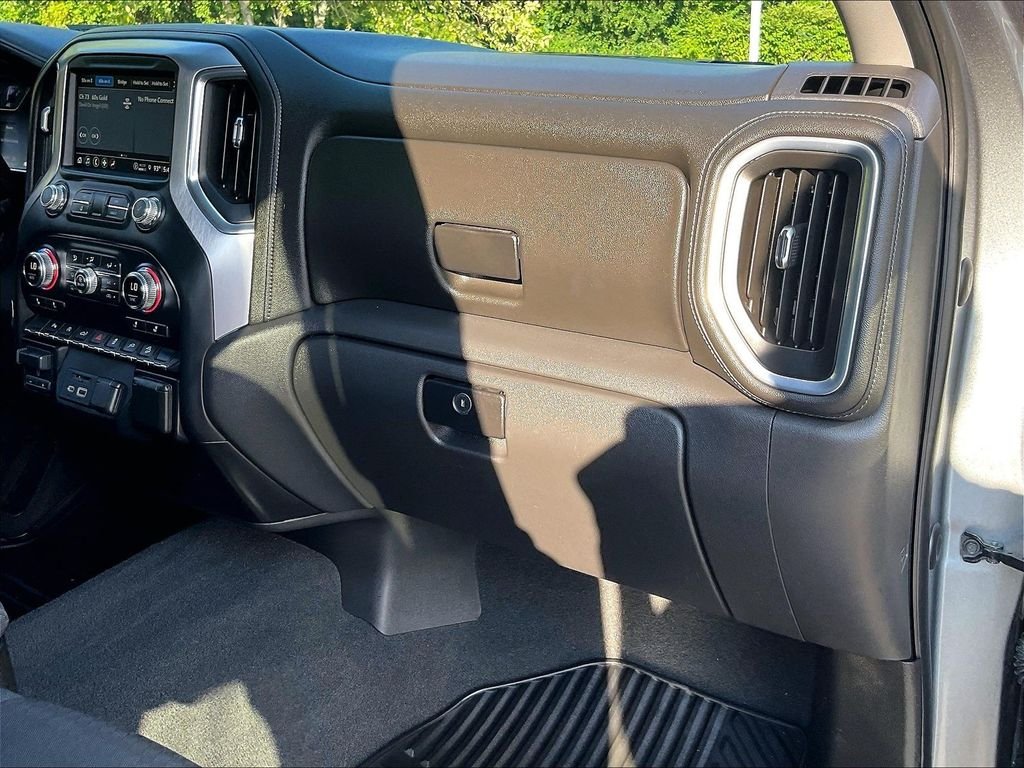 Used 2021 Gray GMC SLE image 13