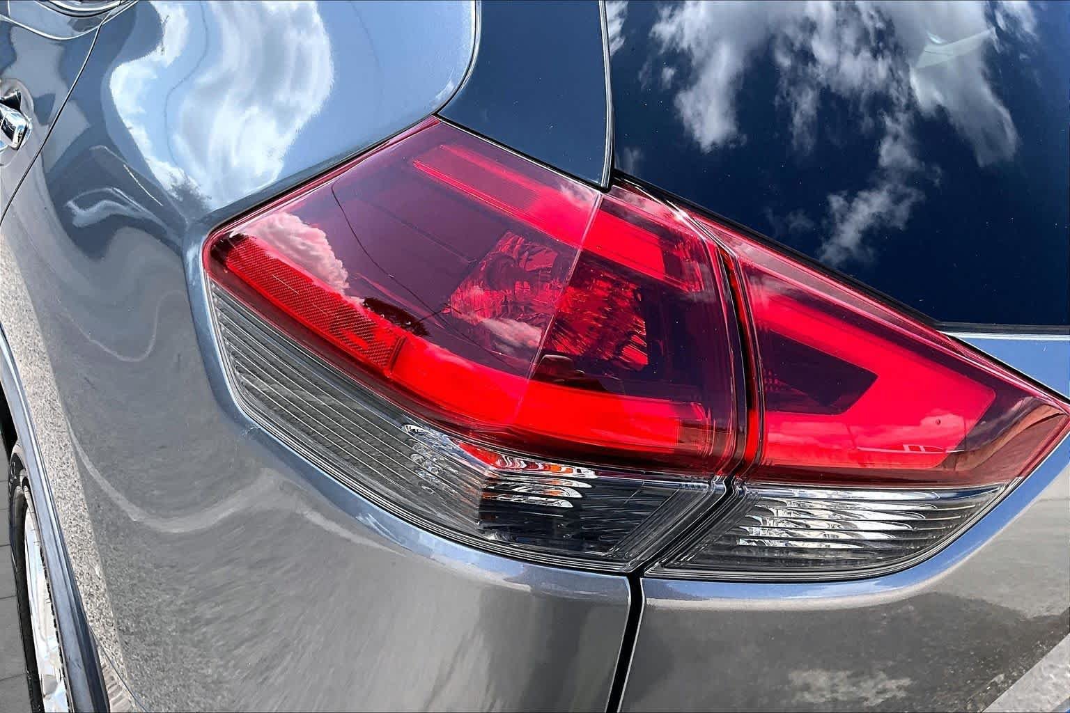 Used 2020 Gun Metallic Nissan SV image 28
